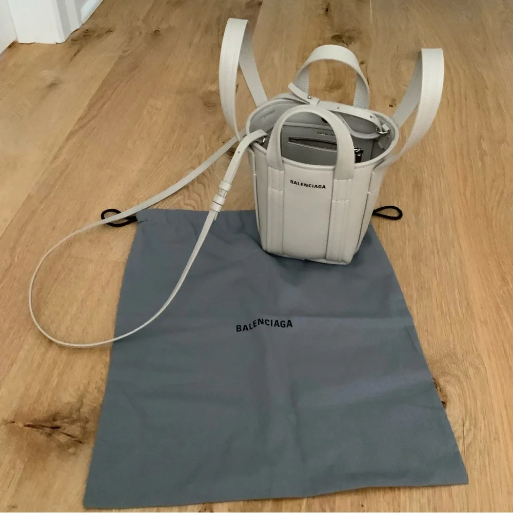 Mid Summere Sale 🌞 Balenciaga Everyday 2.0 Mini ShoulderTote Bag Greige - Picture 10 of 13